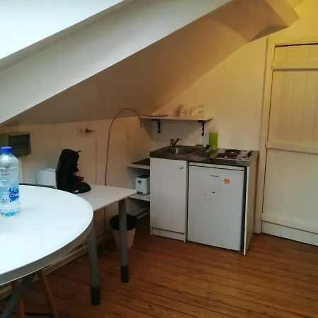 Lägenhet Studio In With Enclosed Garden And Wifi